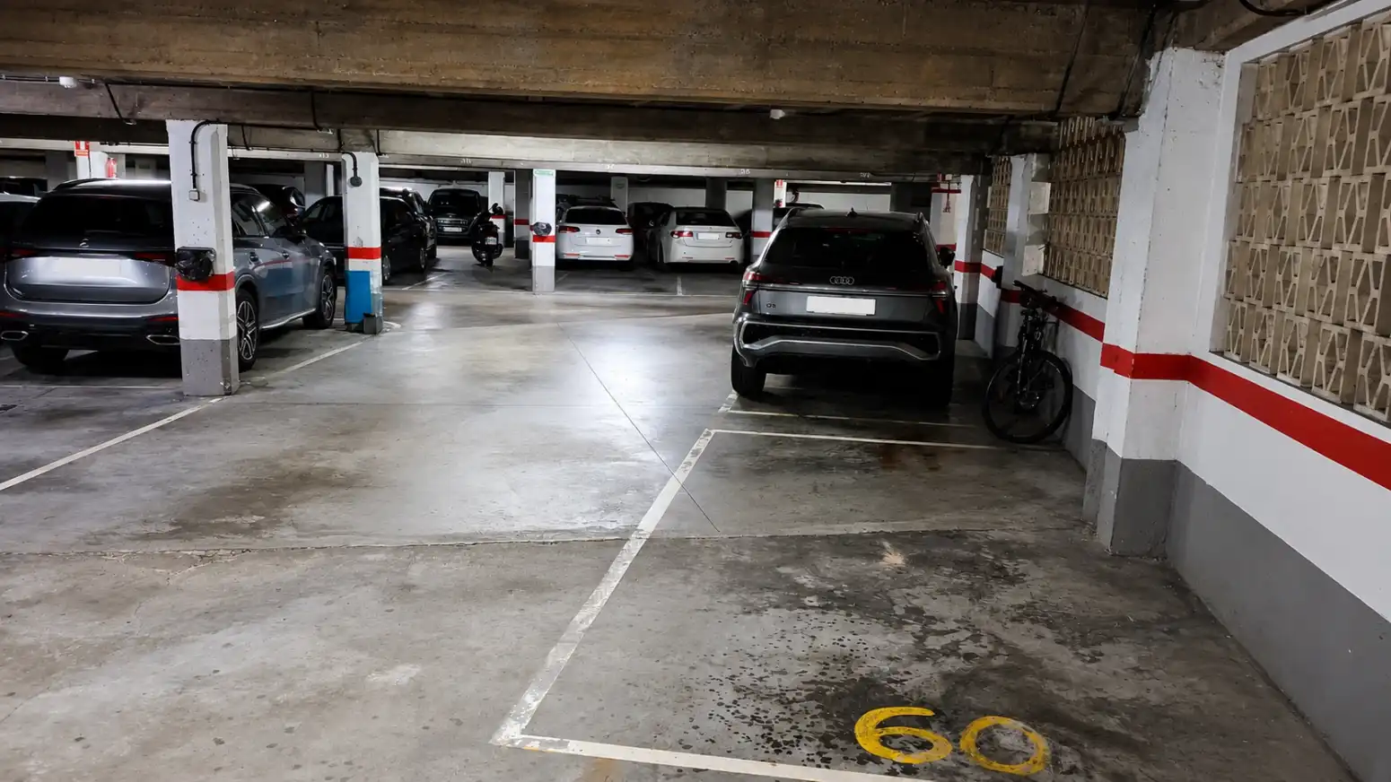 Aparcament en venda a Gijón - CL POLA DE SIERO, imagen 2