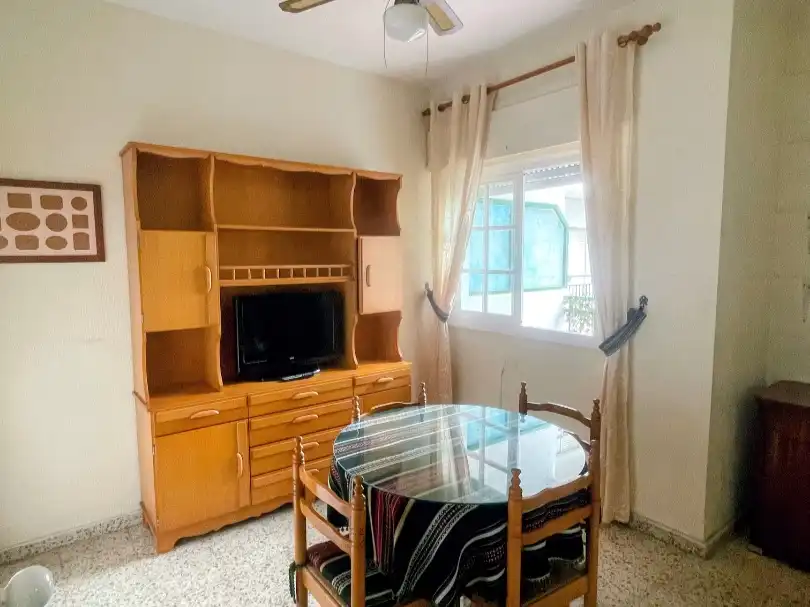 Sala d'estar de Pis en venda en Algeciras amb Terrassa i Balcó