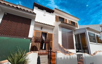 Exterior view of Single-family semi-detached for sale in Santa Pola  with Storage room and Community pool