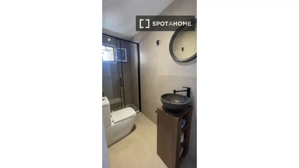 Badezimmer von Wohnung zur untervermieten in  Palma de Mallorca mit Klimaanlage, Terrasse und Möbliert