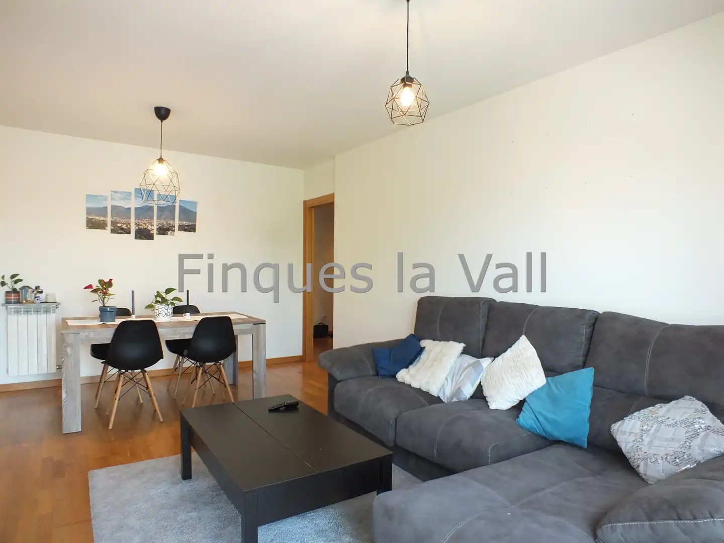 Sala de estar de Piso en venta en Vic con Calefacción y Horno