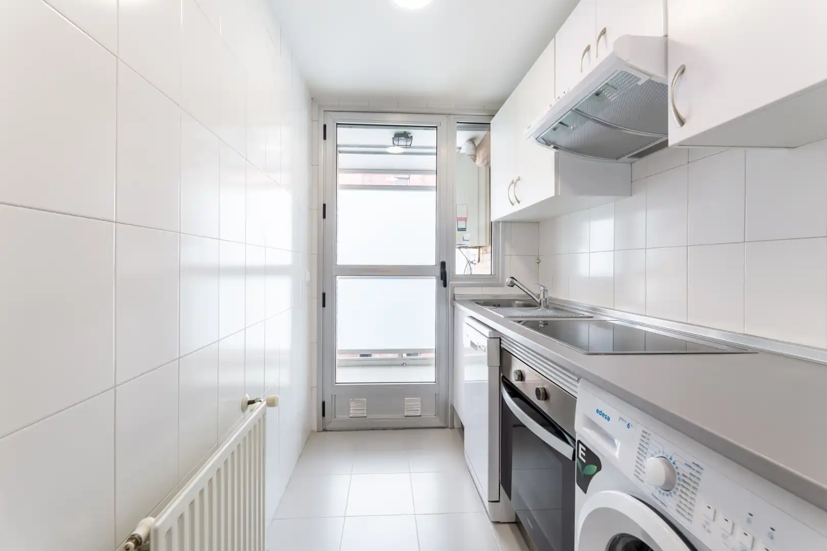 Cocina de Piso en venta en Madrid con Calefacción, Trastero y Horno