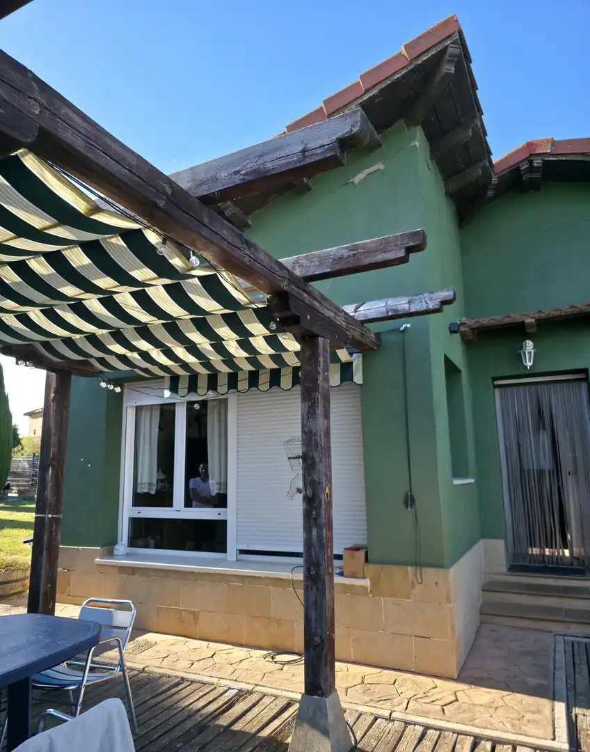 Terrace of Houses for sale in Salinas de Pisuerga  with Private garden, Storage room and Swimming Pool