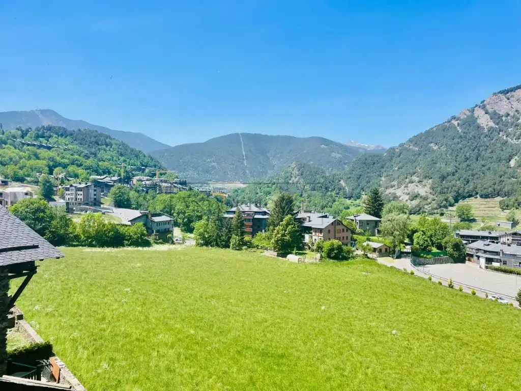 3-bedroom duplex for sale in Ordino · 4 of 60