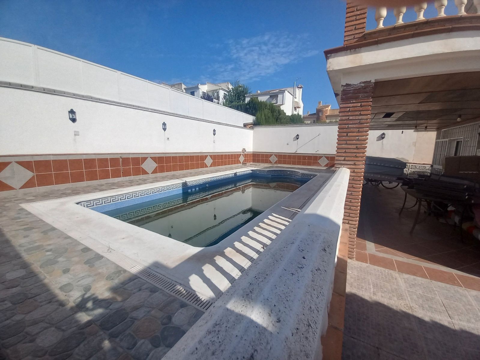 Swimming pool of House or chalet for sale in Albolote  with Air Conditioner, Terrace and Swimming Pool