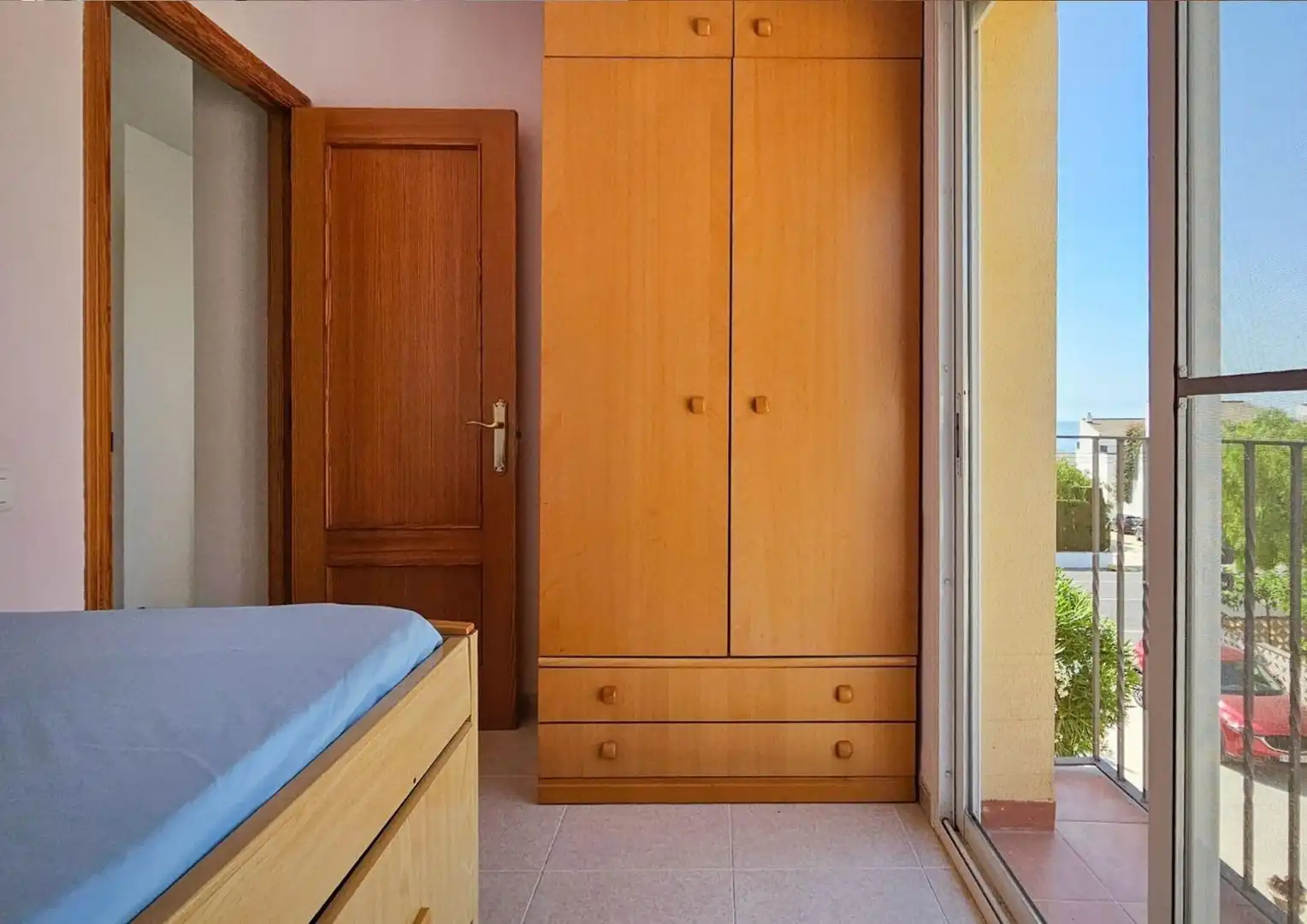 Dormitori de Casa adosada en venda en Alcanar amb Calefacció, Jardí privat i Terrassa