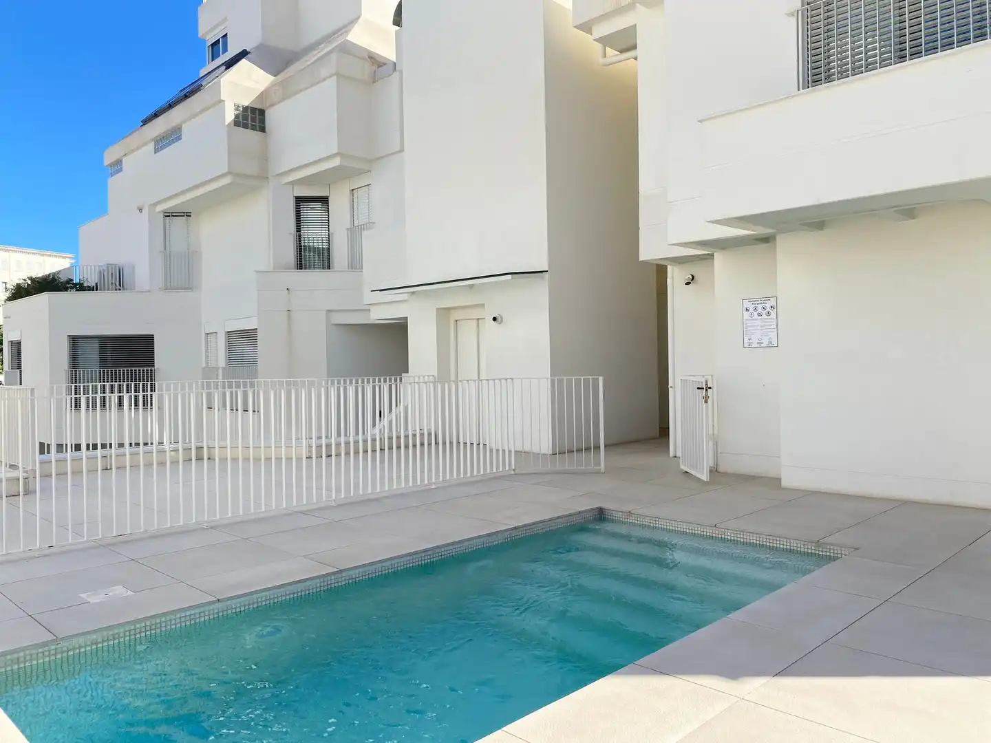 Piscina de Apartament de lloguer en  Palma de Mallorca amb Terrassa i Balcó