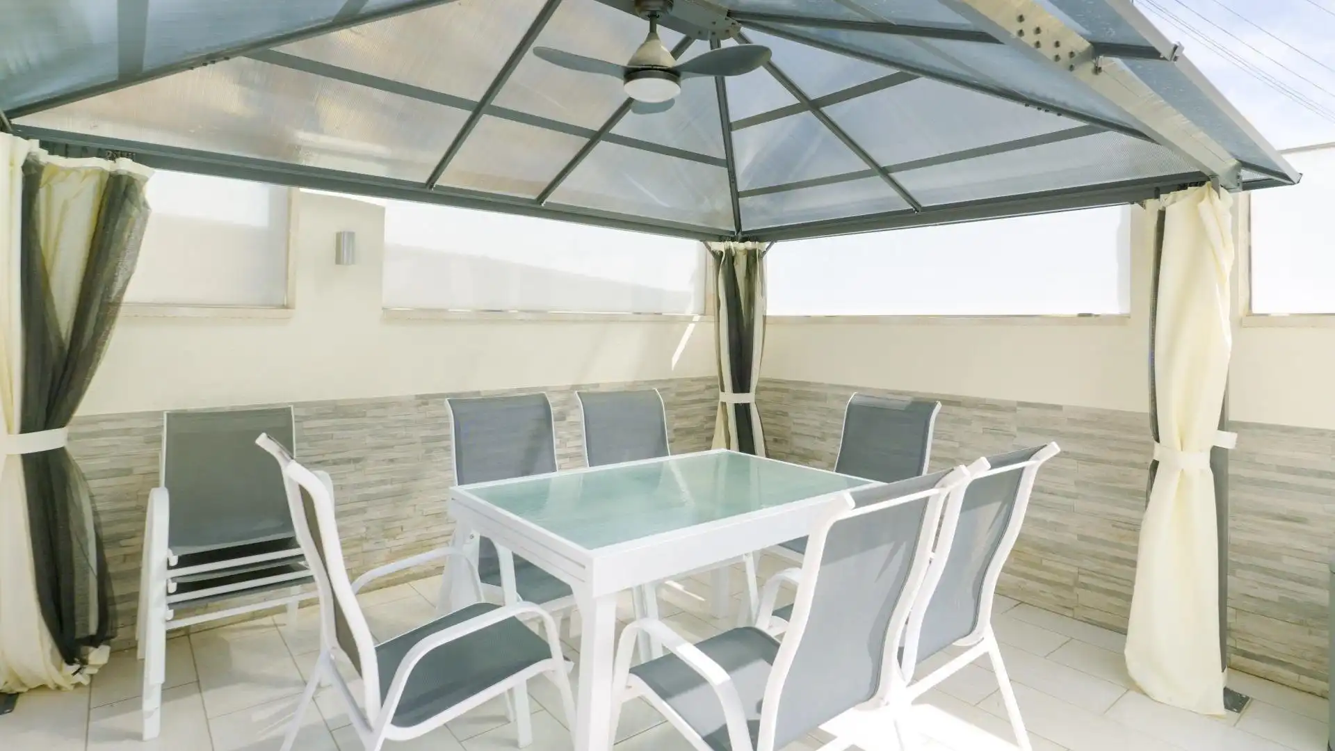 Terraza de Finca rústica en venta en Torrevieja con Calefacción, Jardín privado y Piscina