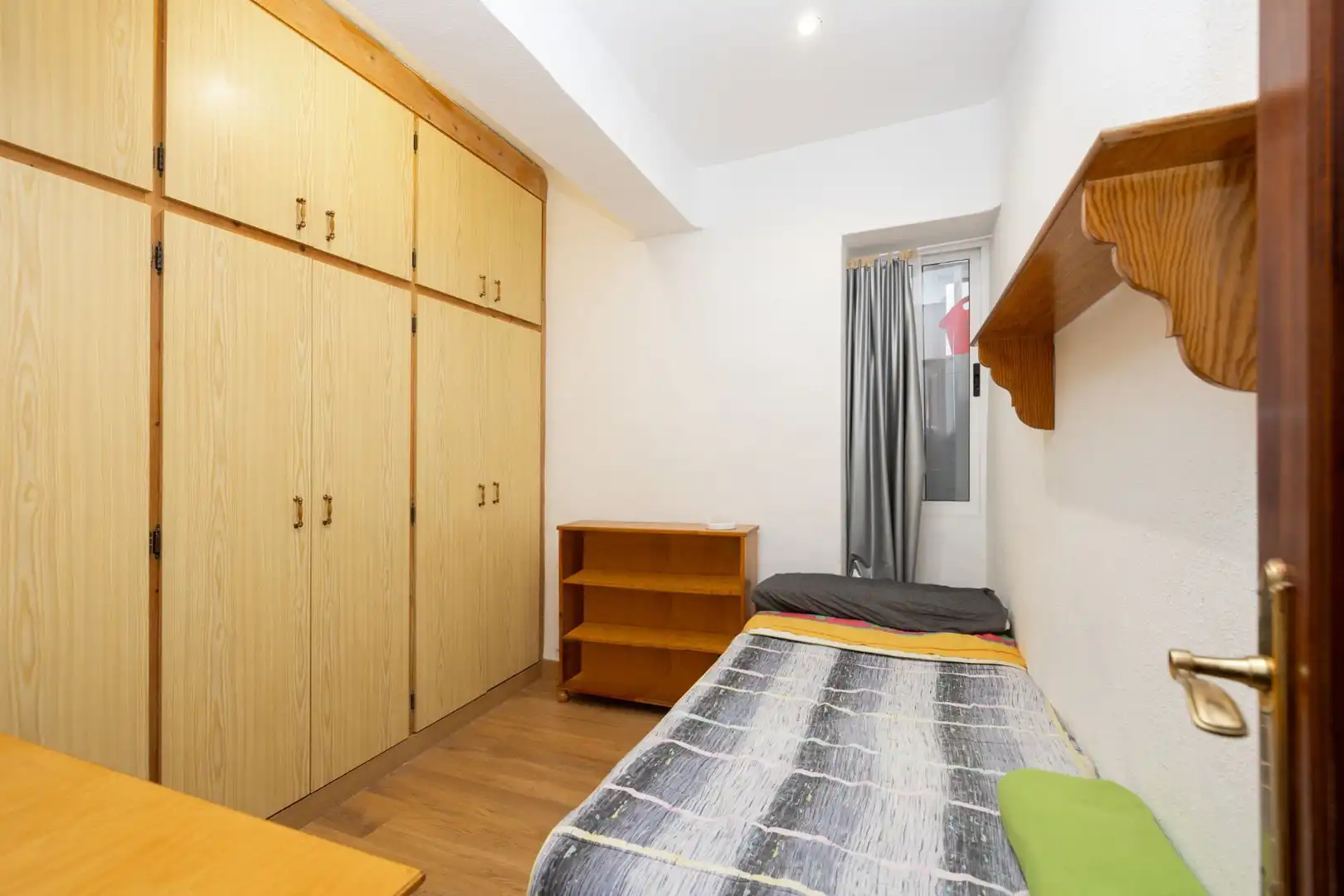 Bedroom of Flat for sale in Granada  with Air Conditioner and Heating