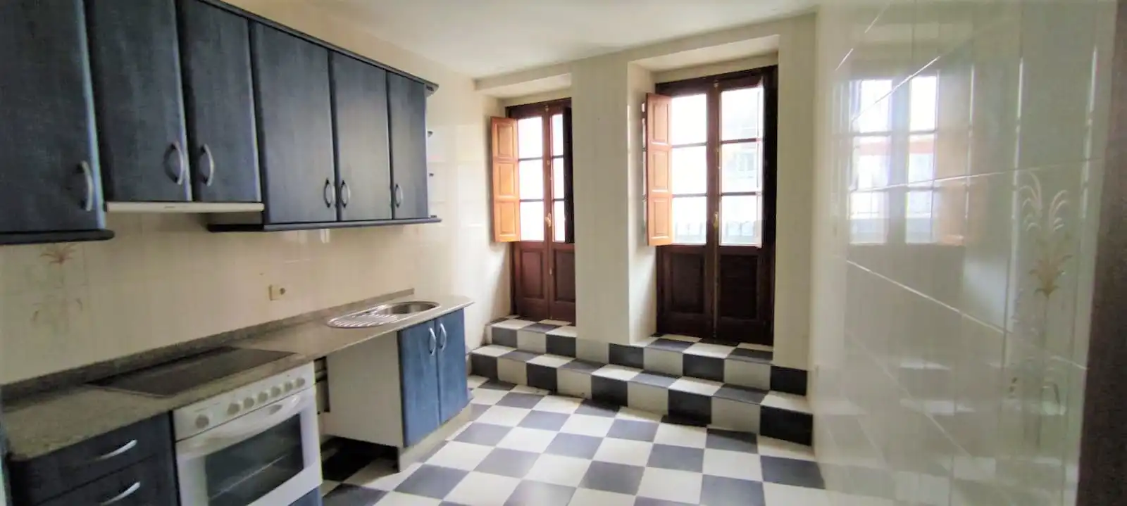 Cocina de Piso en venta en Viveiro con Terraza
