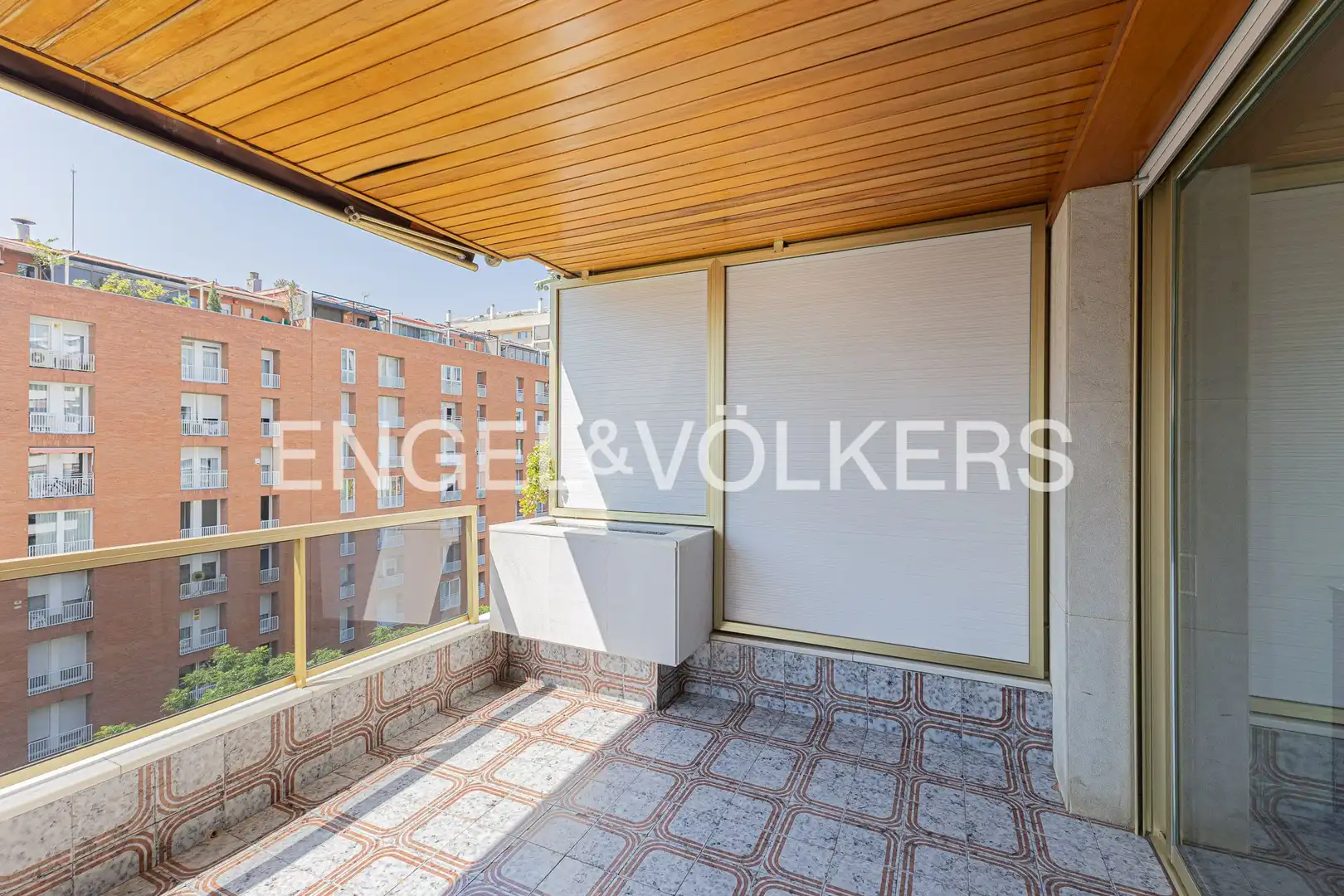 Terrassa de Pis en venda en Barcelona amb Aire condicionat, Calefacció i Jardí privat