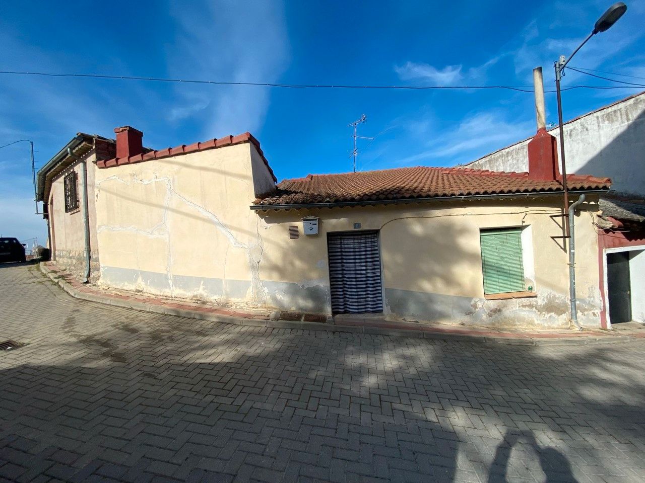 Vista exterior de Casa o xalet en venda en Cabezón de Pisuerga amb Jardí privat, Terrassa i Traster