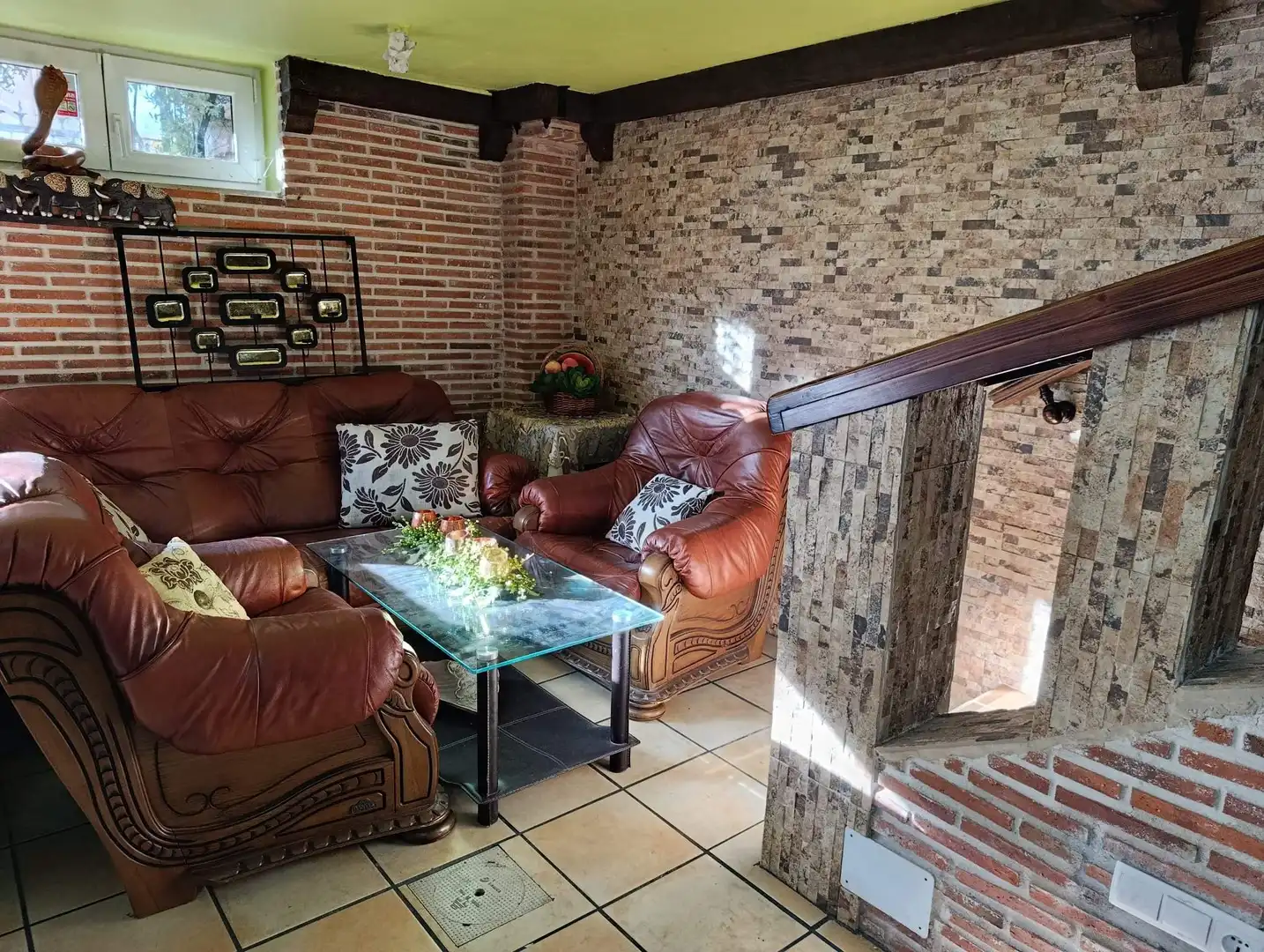 Casa adosada en venta en Valverde de la Virgen con Jardín privado, Terraza y Balcón