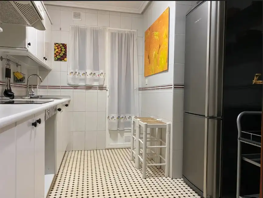Wohnung zur Miete in Calle Compás de Santo Domingo, El Torreón - Los Ángeles - El Pilar