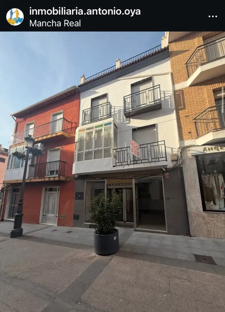 Casa con terraza en venta en Mancha Real