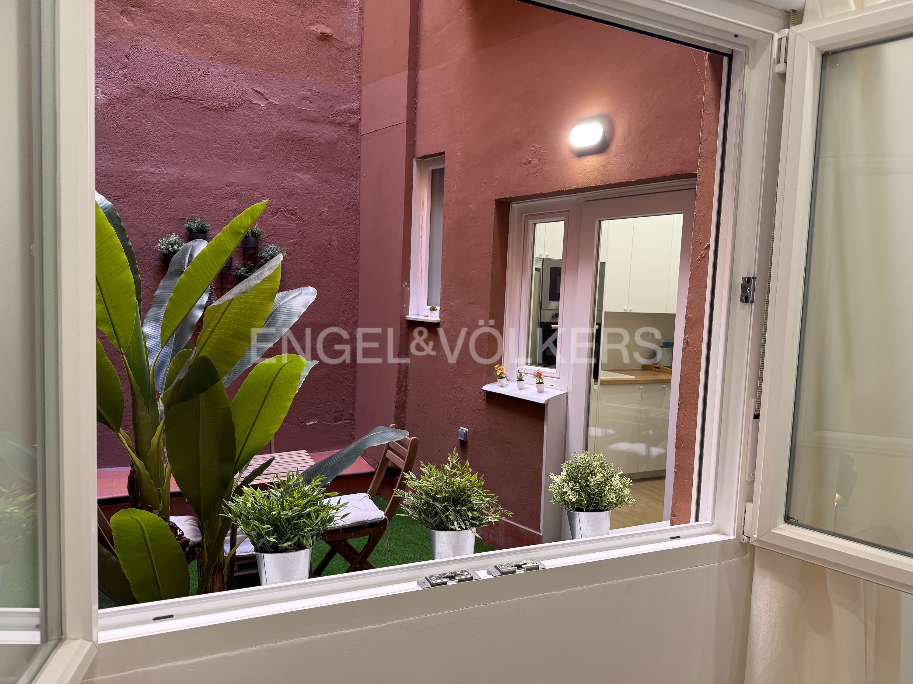 Terrassa de Apartament en venda en  Madrid Capital amb Aire condicionat, Calefacció i Parquet