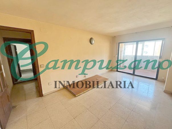 Wohnung zum Verkauf in Huerta de Valdecarábanos mit Terrasse und Alarm