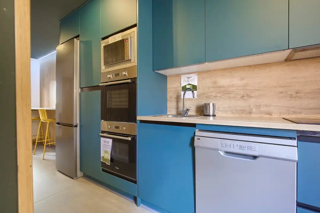 Kitchen of Houses for share in Madrid  with Air Conditioner, Heating and Terrace