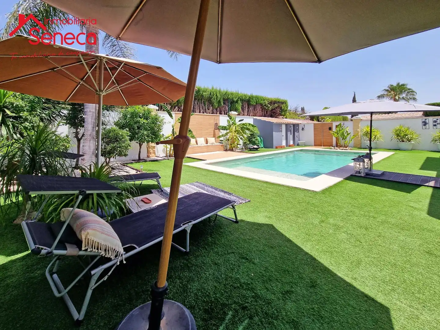 Piscina de Casa o xalet en venda en Córdoba amb Aire condicionat, Calefacció i Terrassa