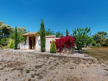 Casa rústica amb piscina en venda a Sencelles