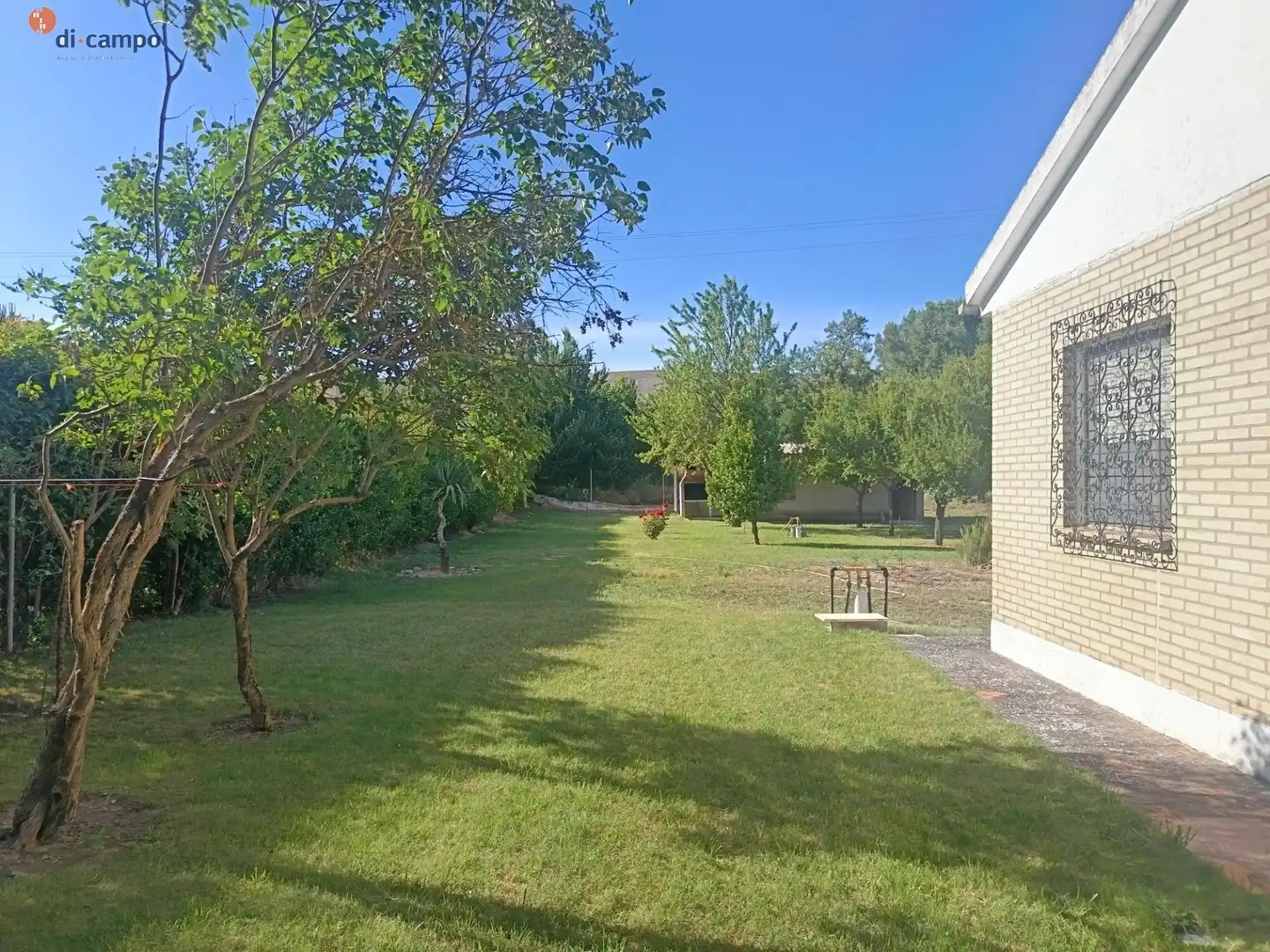 Haus oder Chalet zum Verkauf in Villabáñez mit Privatgarten, Terrasse und Abstellraum