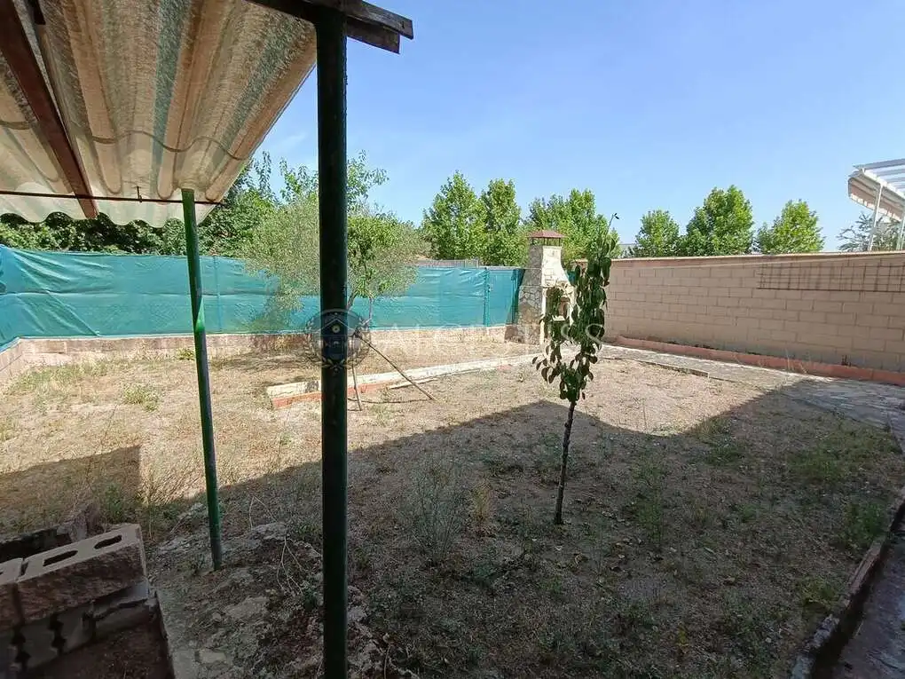 Adossat amb jardí en venda a Méntrida, imagen 70