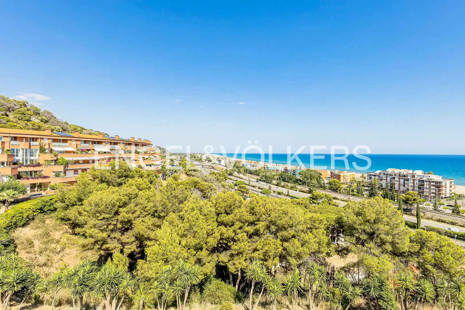 Vista exterior de Dúplex en venda en Sitges amb Aire condicionat, Calefacció i Traster