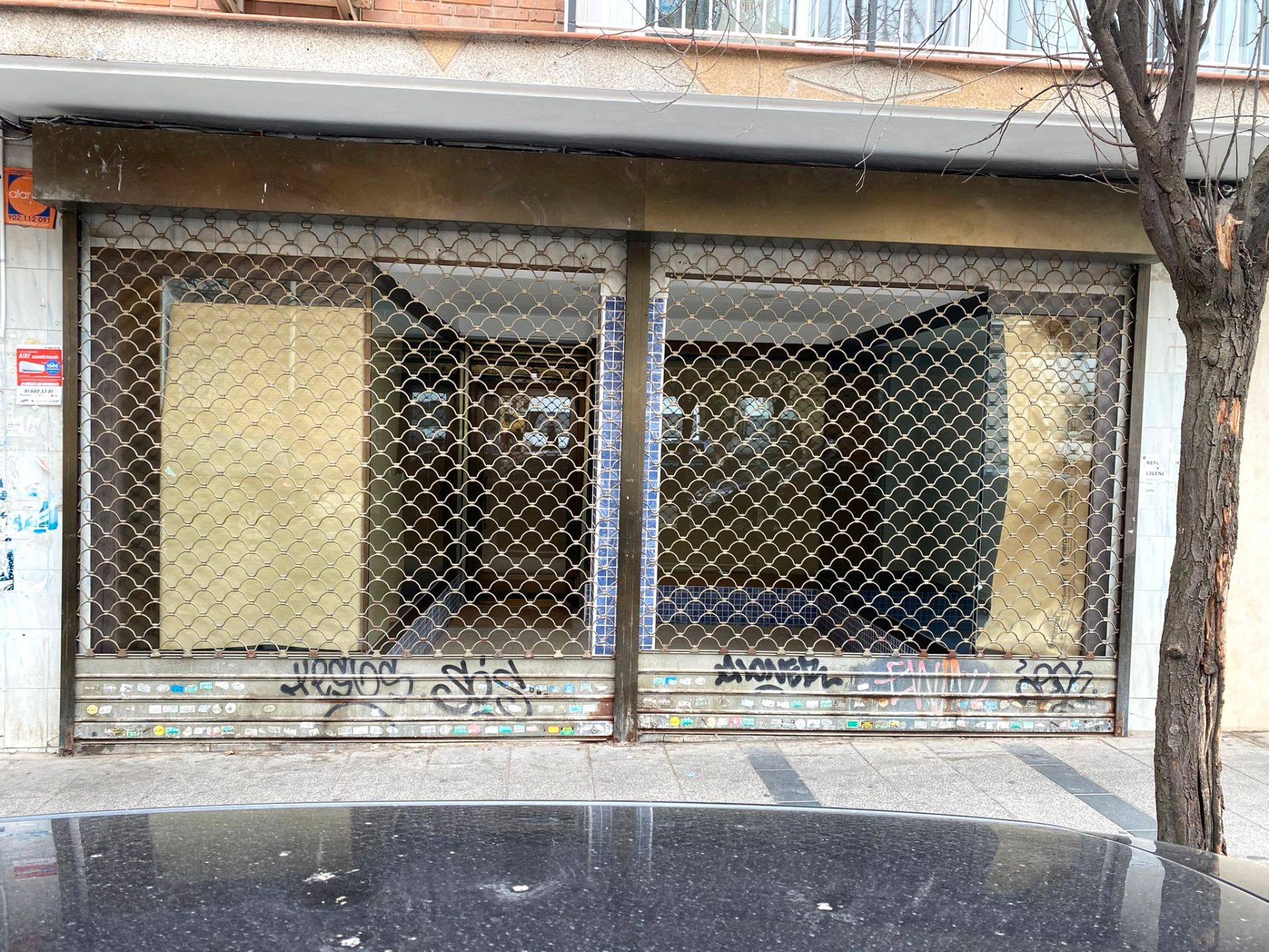Local de lloguer a Avenida de Espinela, Villaverde Alto, Villaverde