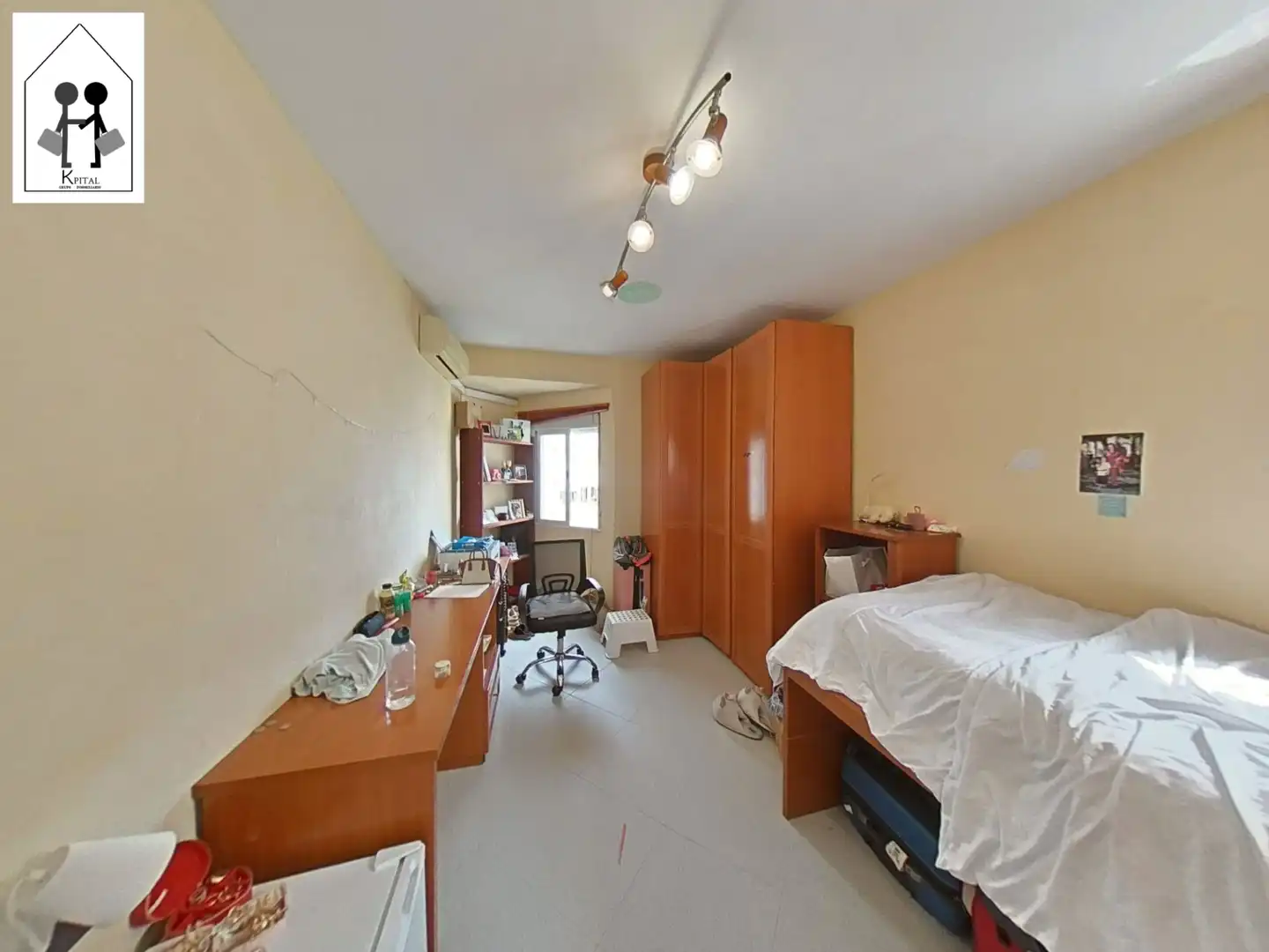 Bedroom of Flat for sale in Sevilla  with Air Conditioner, Heating and Furnished