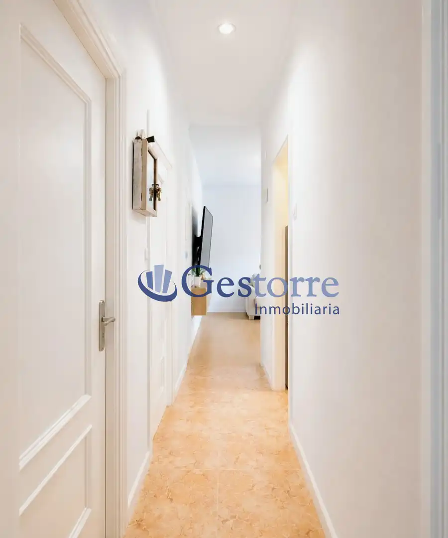 Piso en venta en Gijón  con Calefacción, Terraza y Amueblado