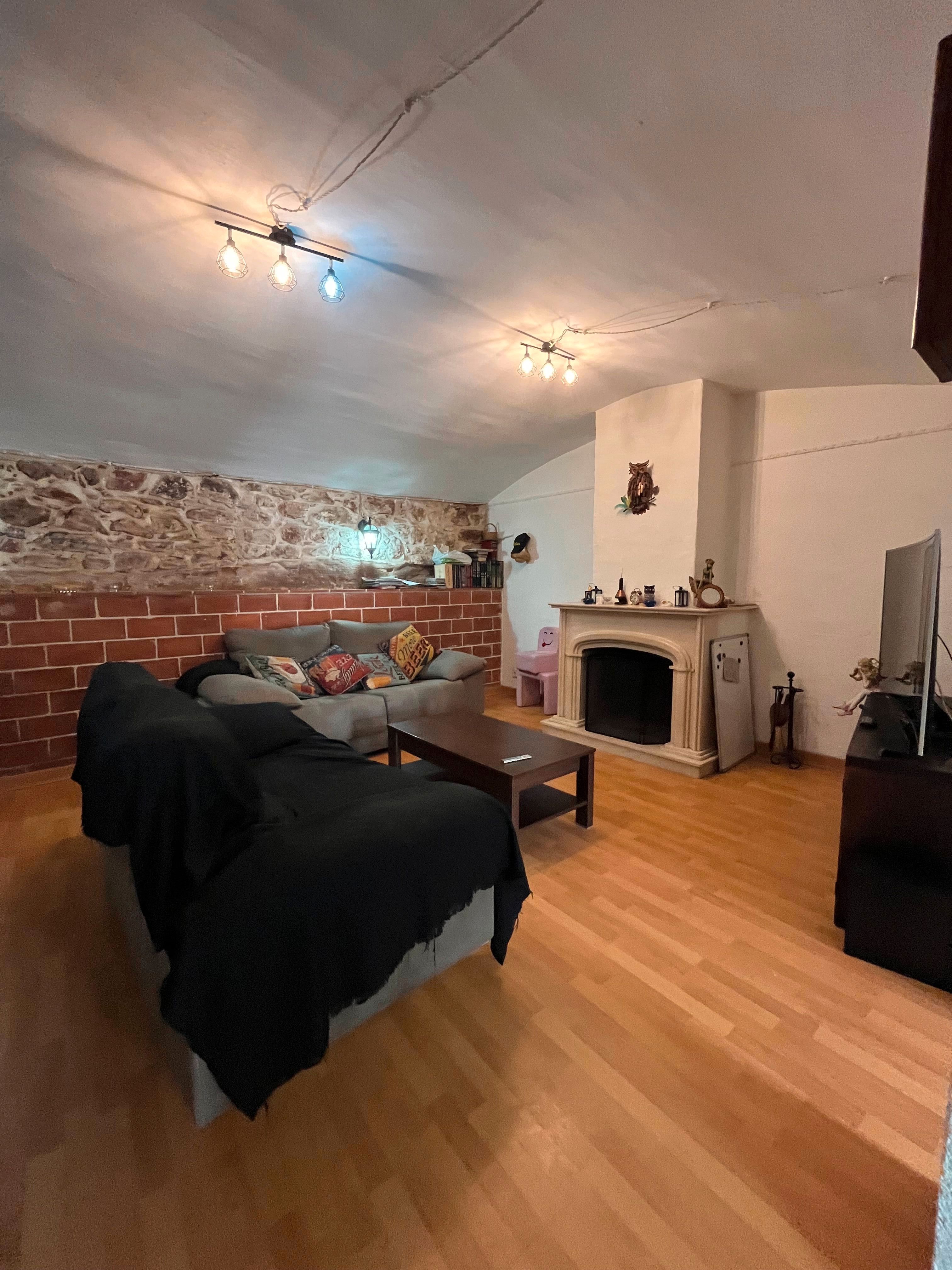 Sala d'estar de Casa o xalet en venda en Sant Feliu de Codines amb Aire condicionat, Calefacció i Moblat