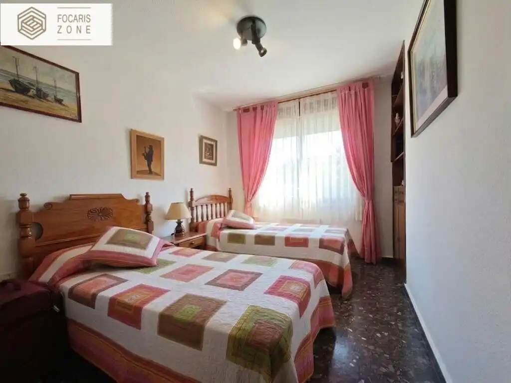 Habitación de Piso en venta en Málaga con Aire acondicionado, Calefacción y Jardín privado