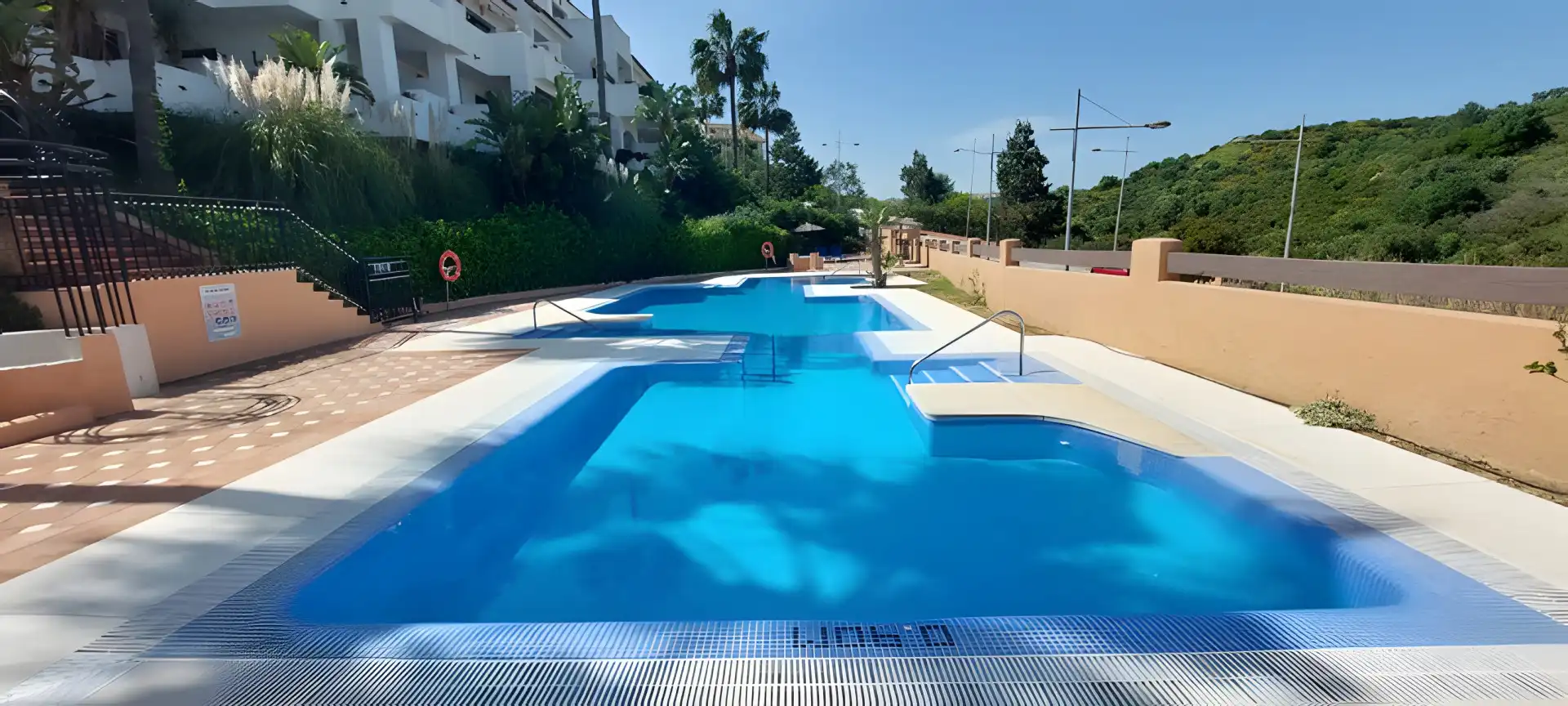 Swimming pool of Ground floor for sale in Manilva  with Air Conditioner, Heating and Terrace
