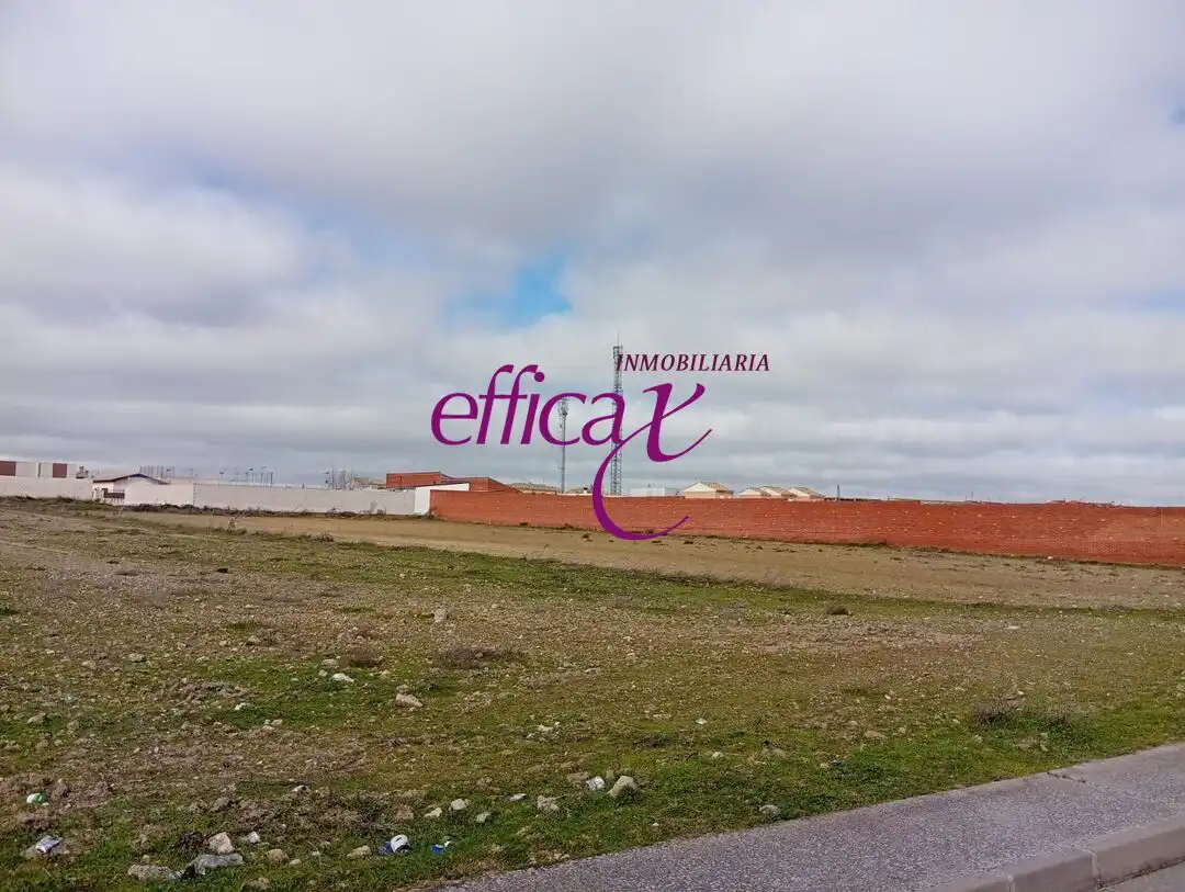 Residencial en venda en Rielves