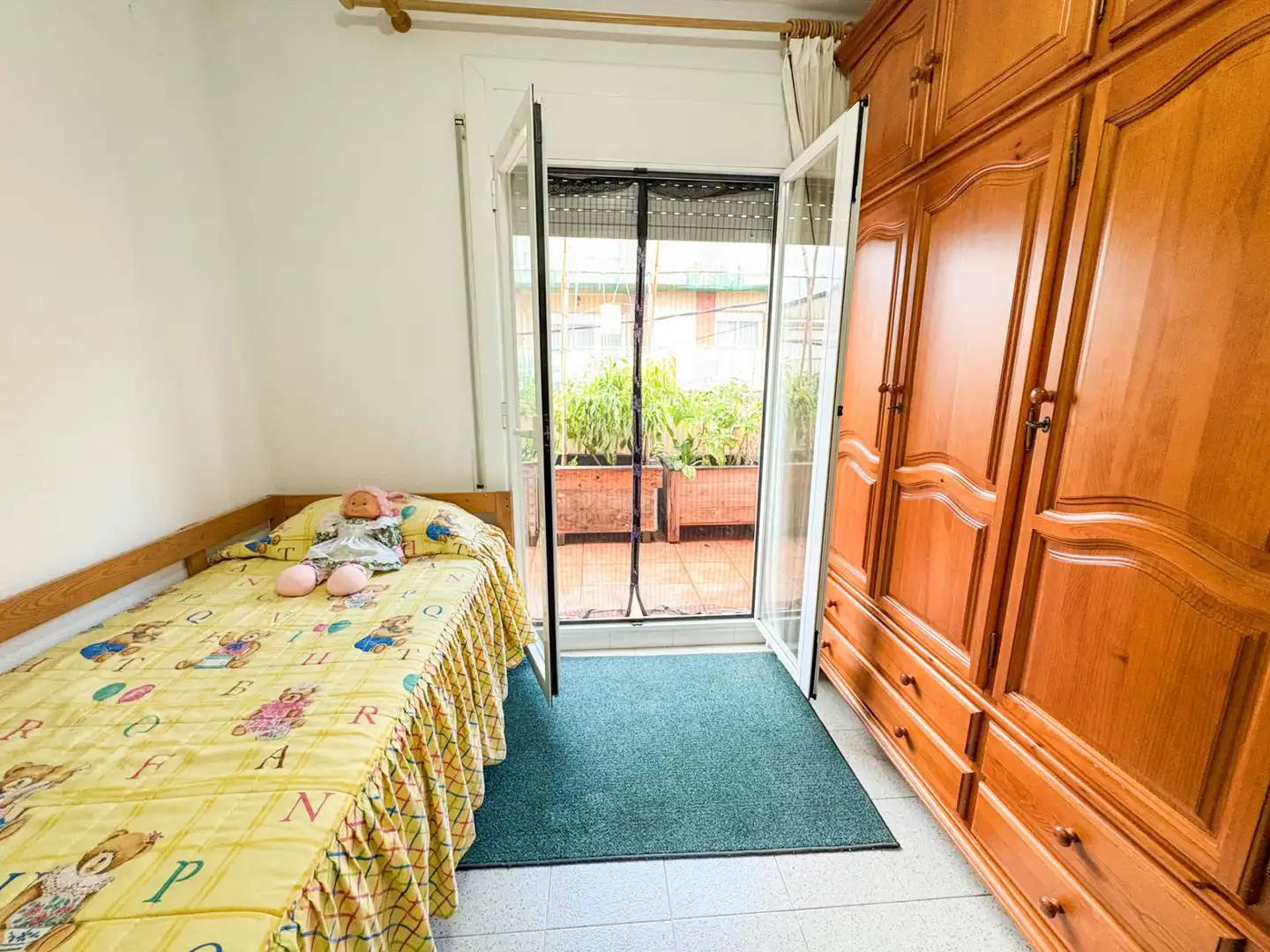 Habitación de Casa adosada en venta en Castellar del Vallès con Aire acondicionado, Calefacción y Terraza