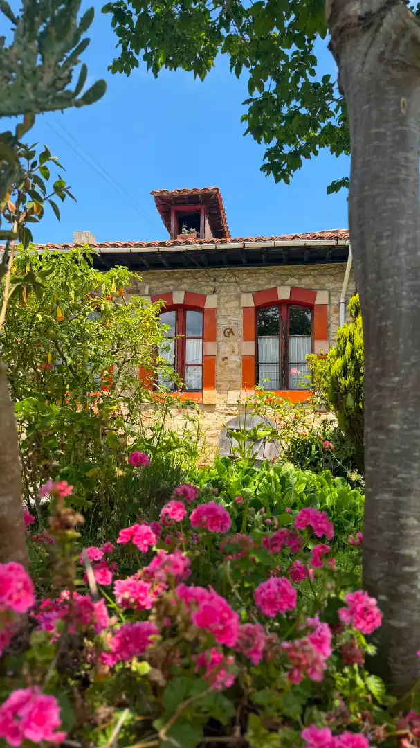Vista exterior de Finca rústica en venda en Villaviciosa amb Calefacció, Jardí privat i Terrassa