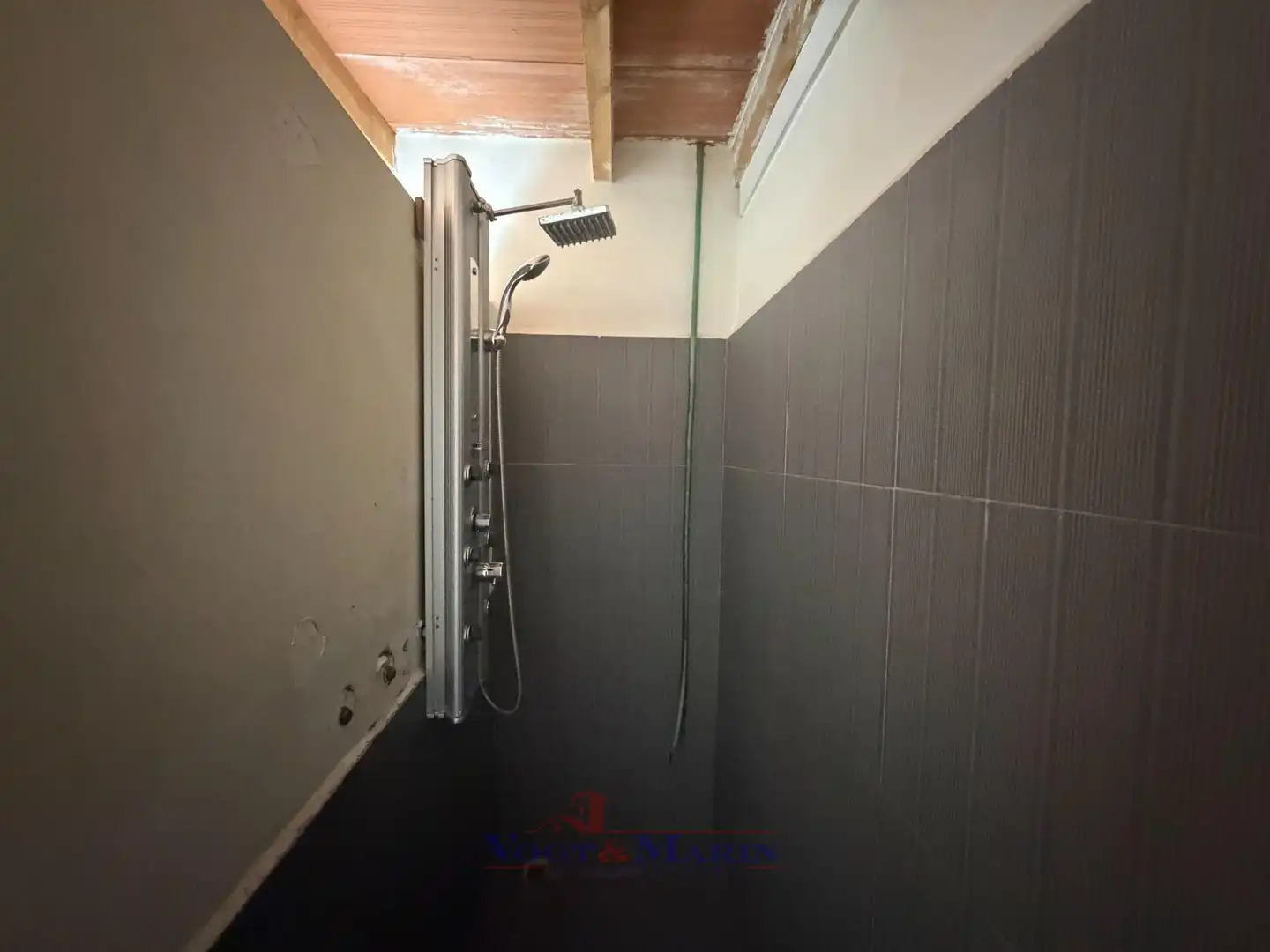 Bany de Casa adosada en venda en Sant Climent Sescebes amb Aire condicionat, Calefacció i Internet