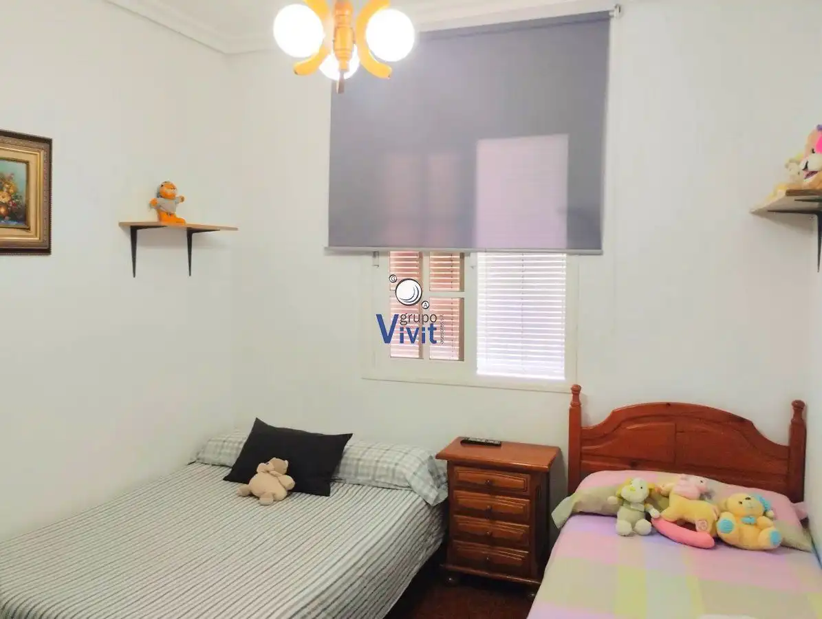 Habitación de Casa o chalet en venta en Carmona con Aire acondicionado, Jardín privado y Trastero