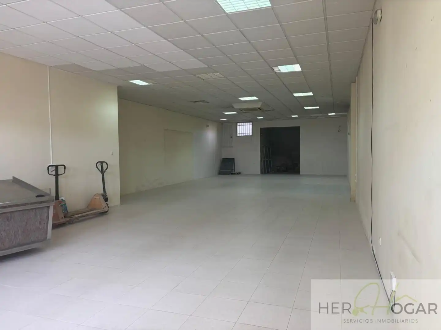 Business premises for sale in Vicente Aleixandre 21, imagen 2