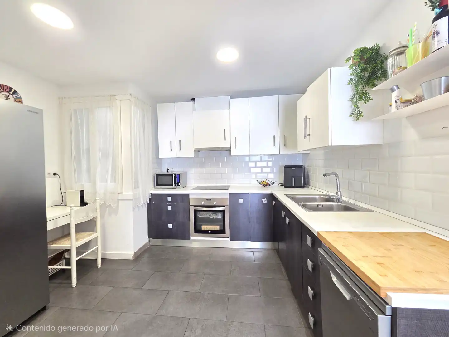 Küche von Maisonette zum Verkauf in Cerdanyola del Vallès mit Klimaanlage, Heizung und Parkett