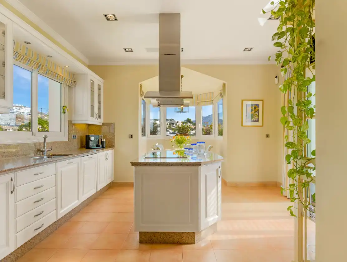 House with pool for sale in Marbella Centro, imagen 17