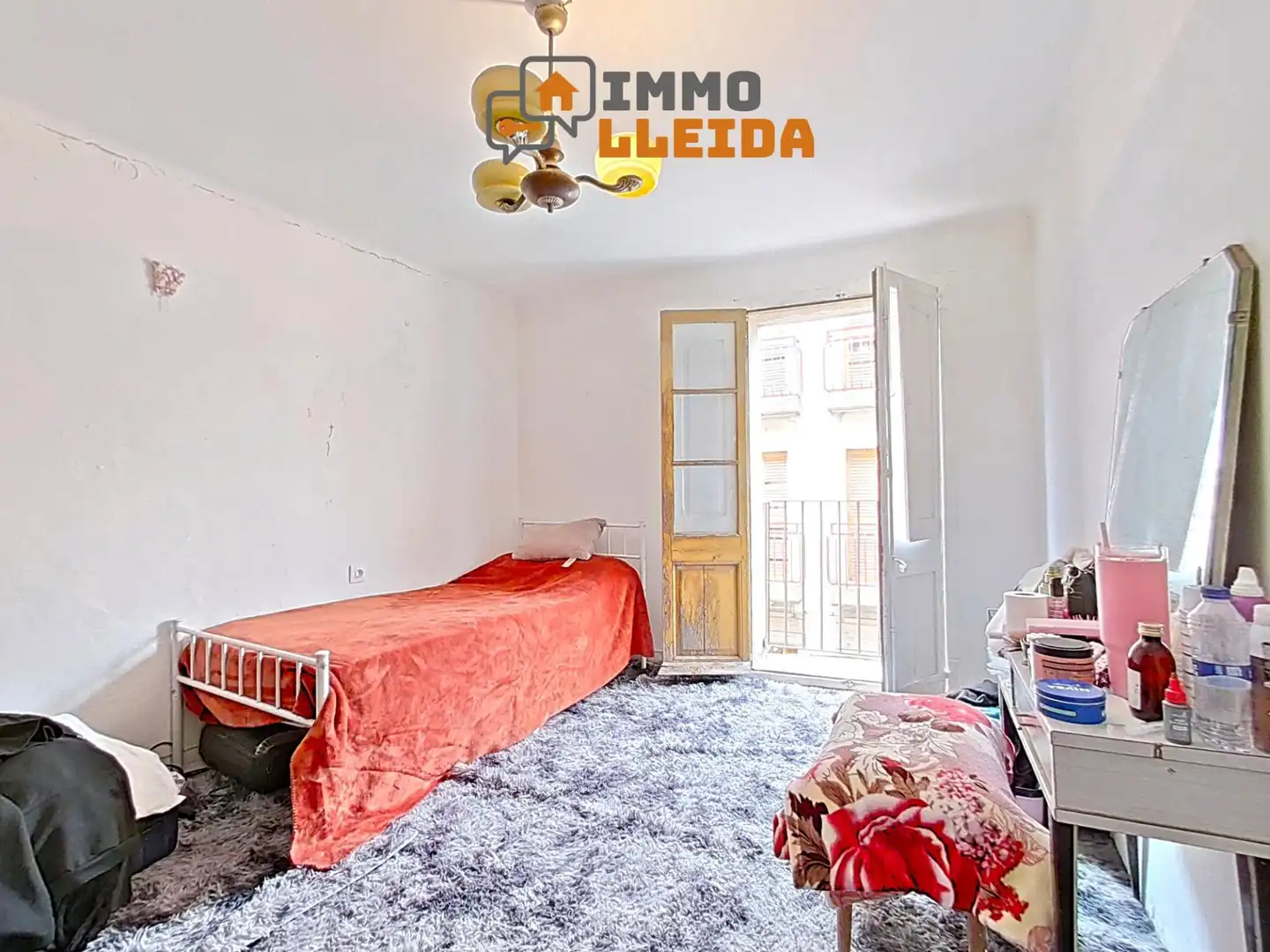 Dormitori de Casa adosada en venda en Cervera, Lleida
