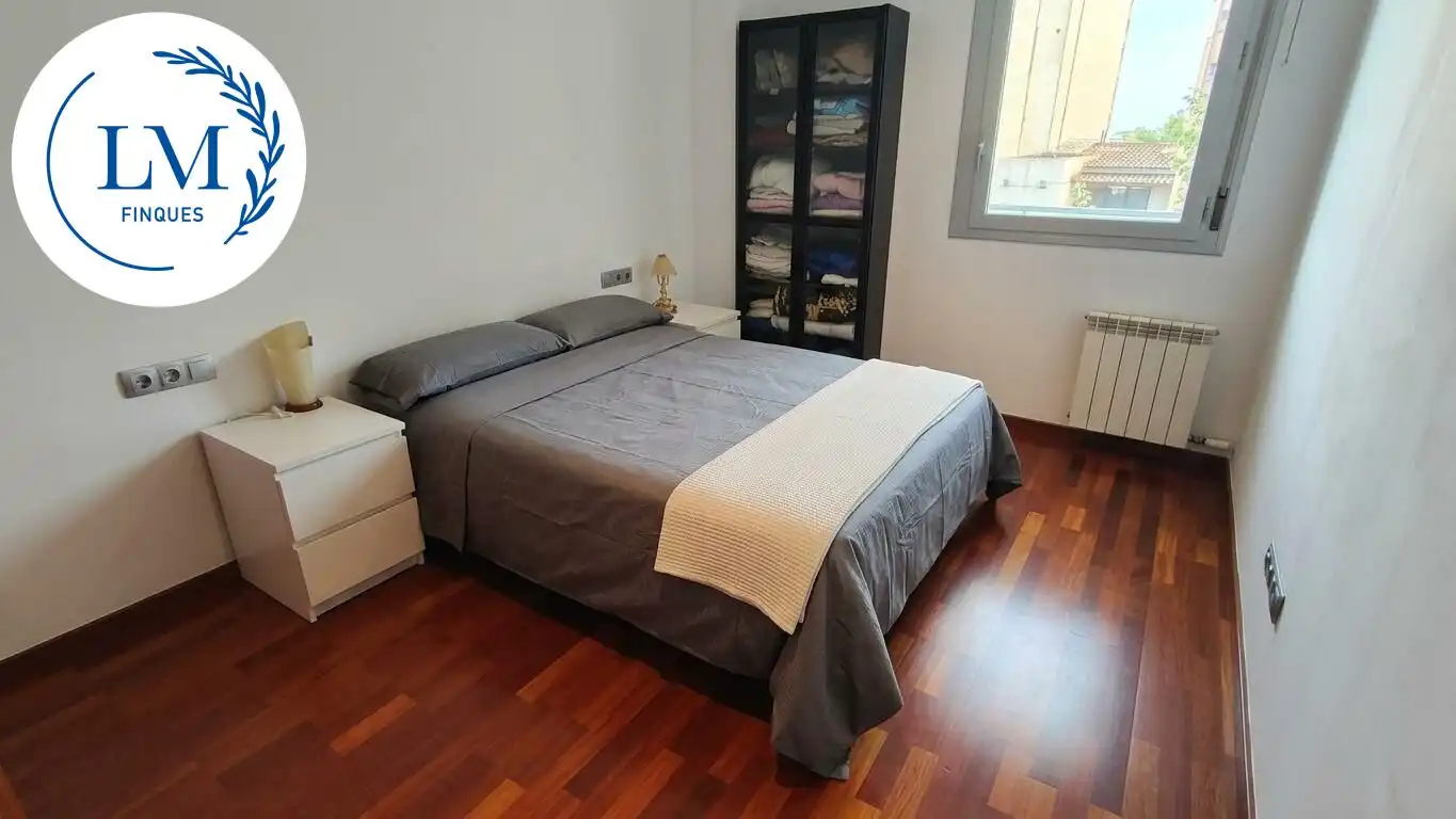 Dormitori de Pis en venda en Vilanova i la Geltrú amb Aire condicionat, Calefacció i Parquet