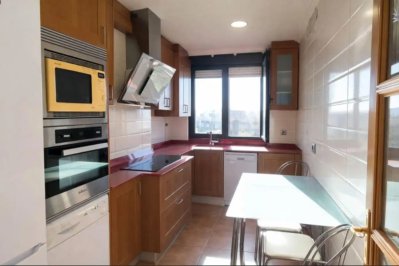 Piso con terraza en venta en Suances, imagen 2