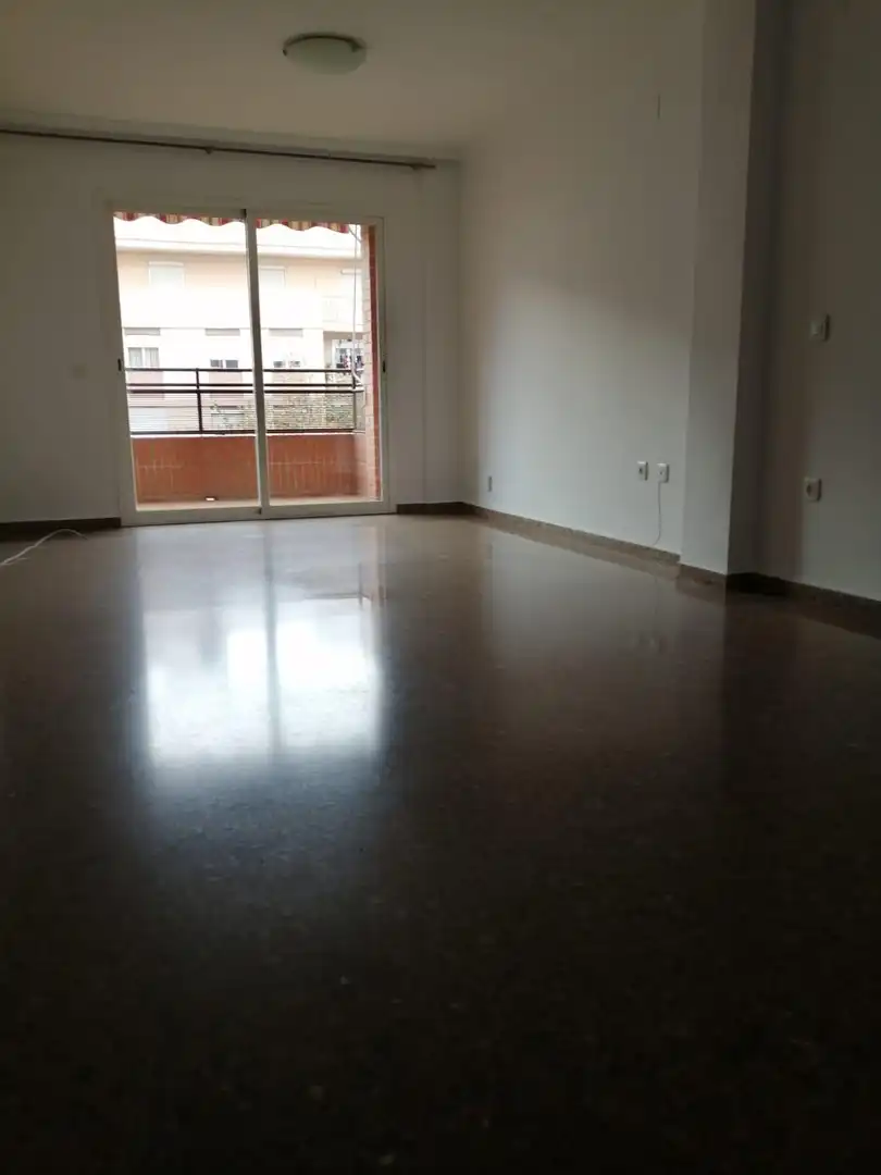 Sala d'estar de Pis de lloguer en Valencia amb Aire condicionat i Terrassa