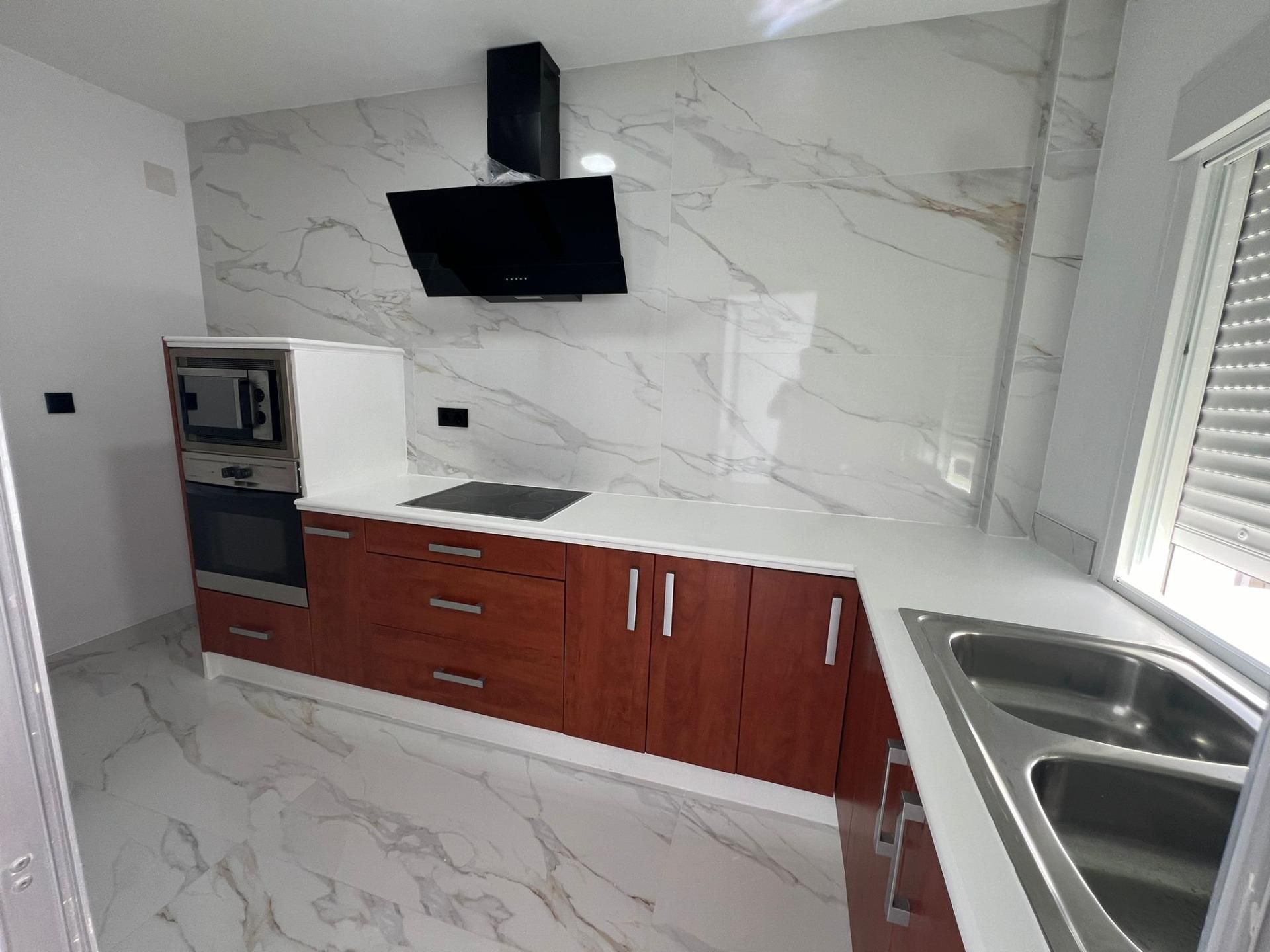 Piso en venta en Avenida SEVILLA, Los Palacios y Villafranca