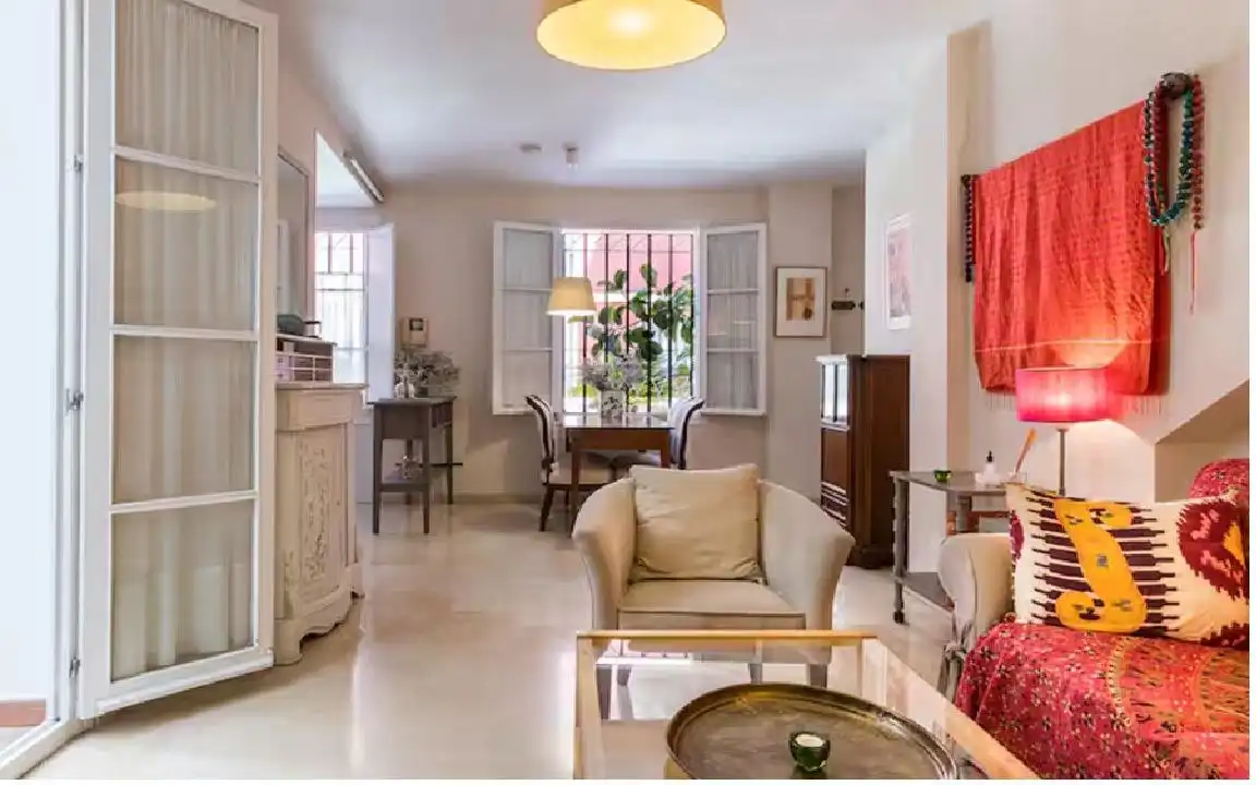Sala de estar de Apartamento en venta en Sevilla con Piscina comunitaria