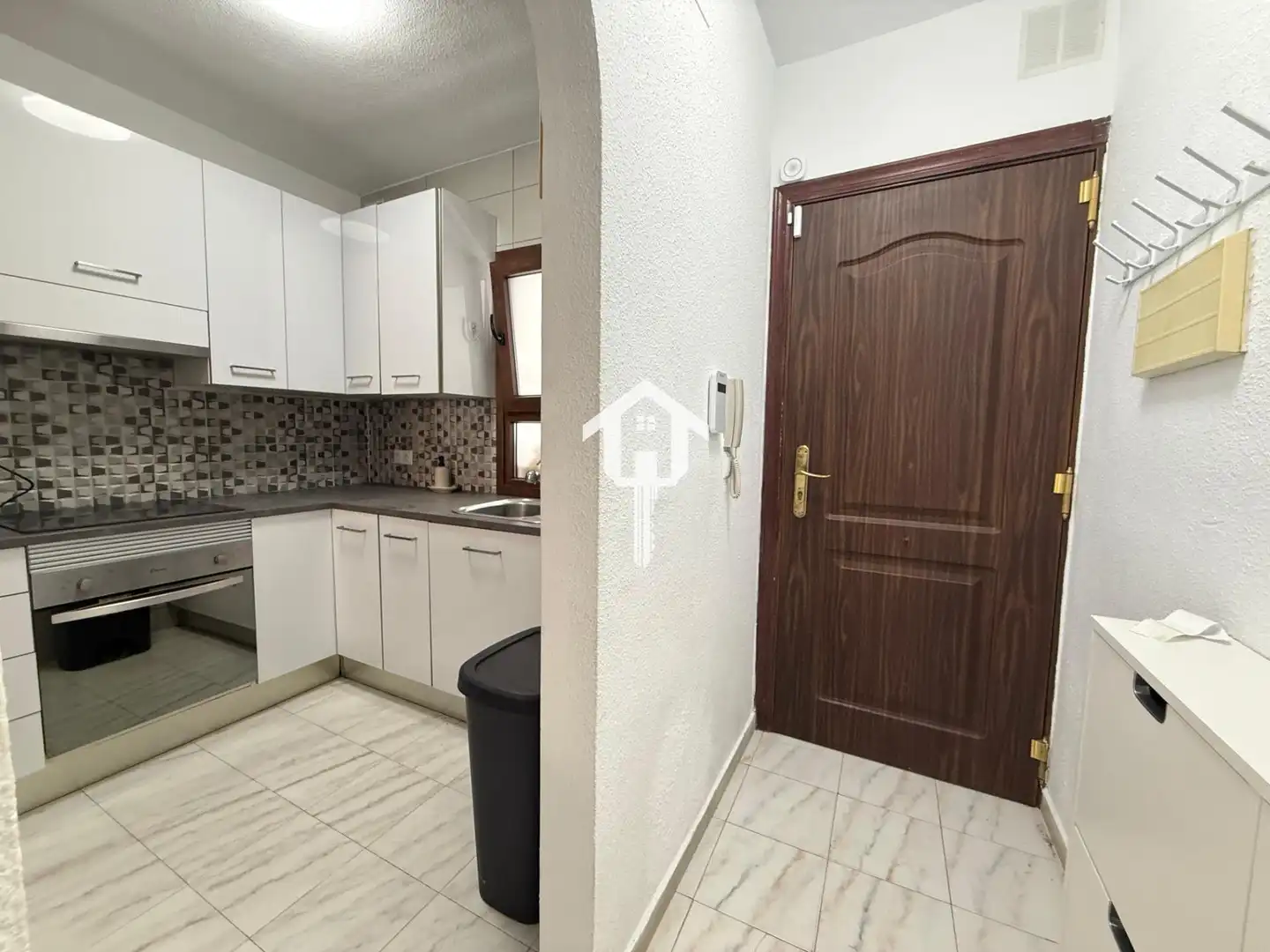 Cocina de Dúplex en venta en Torrevieja con Aire acondicionado, Terraza y Amueblado