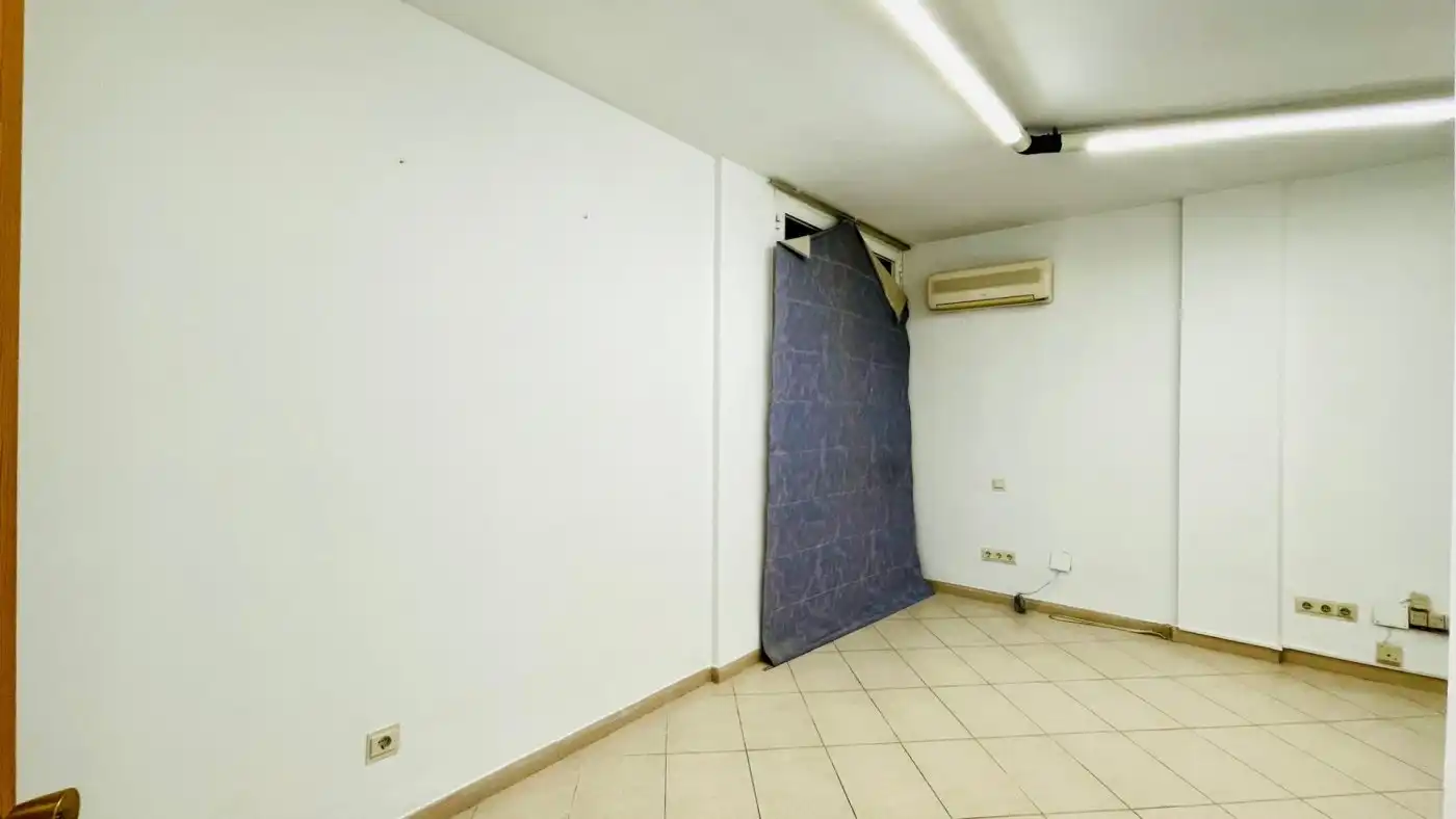 Geschaftsraum zur Miete in  Palma de Mallorca