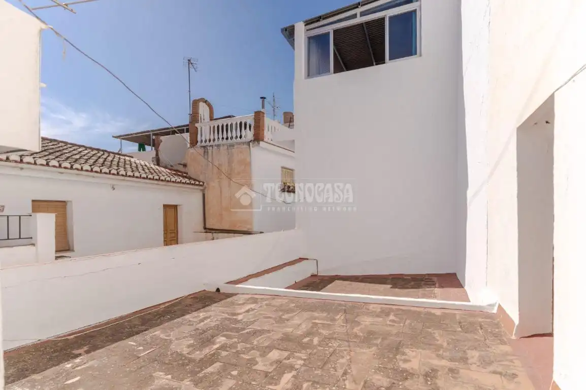 Casa adosada en venta en Otívar